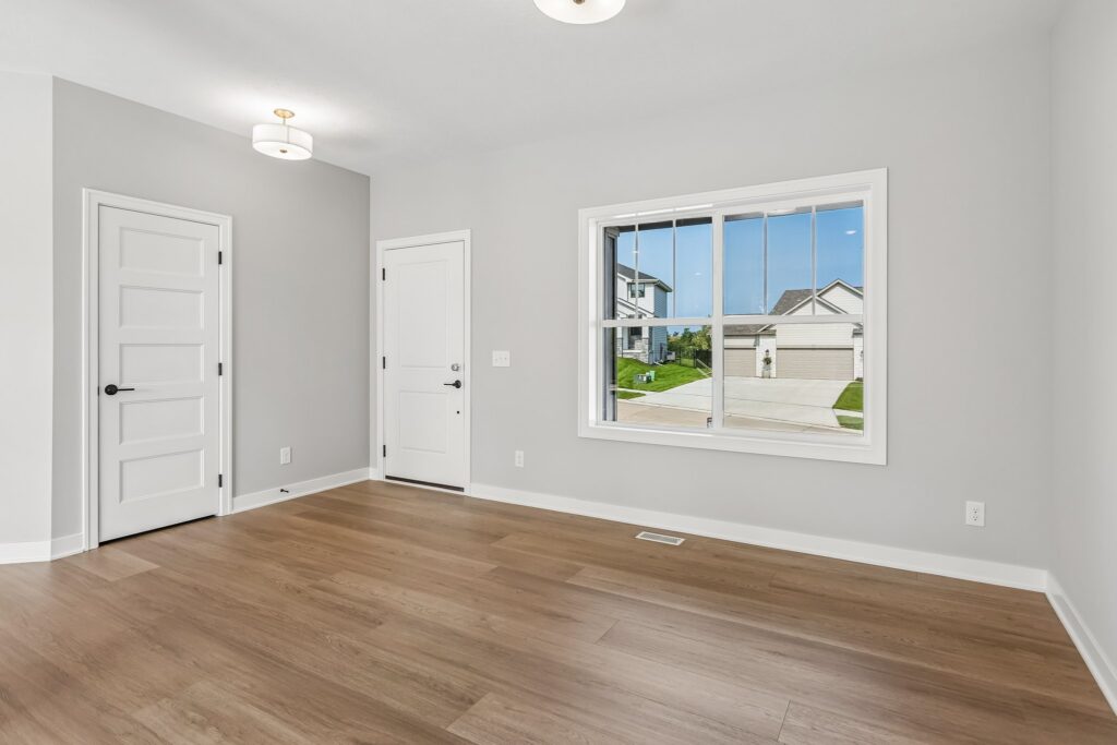 3-web-or-mls-9657 - 11209 N 173rd St_003