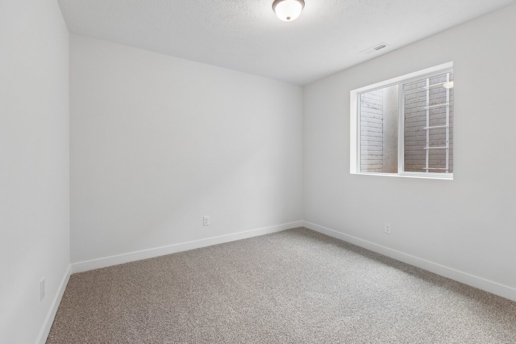 30-web-or-mls-16101 Isabella St_031