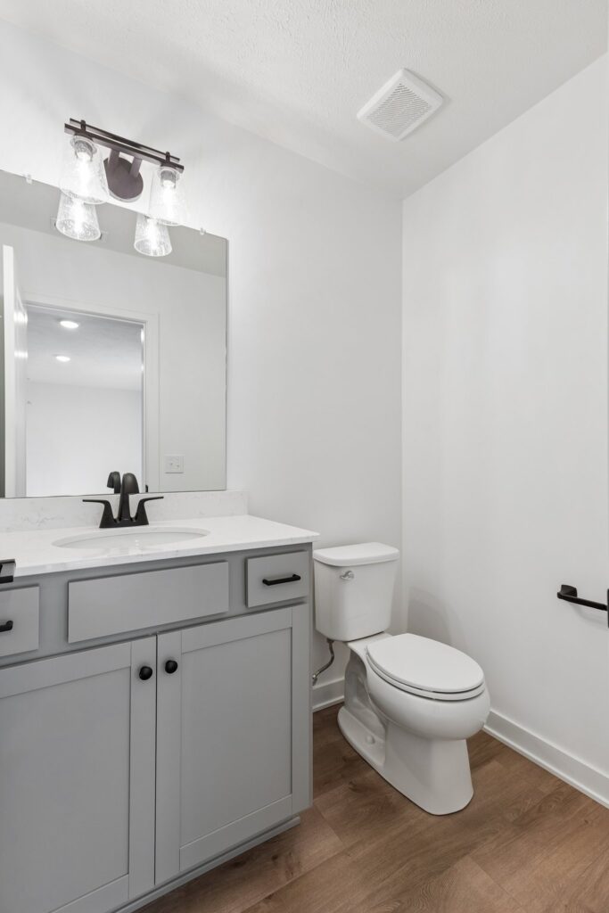 30-web-or-mls-8320 - 7716 N 116th Ave - 030