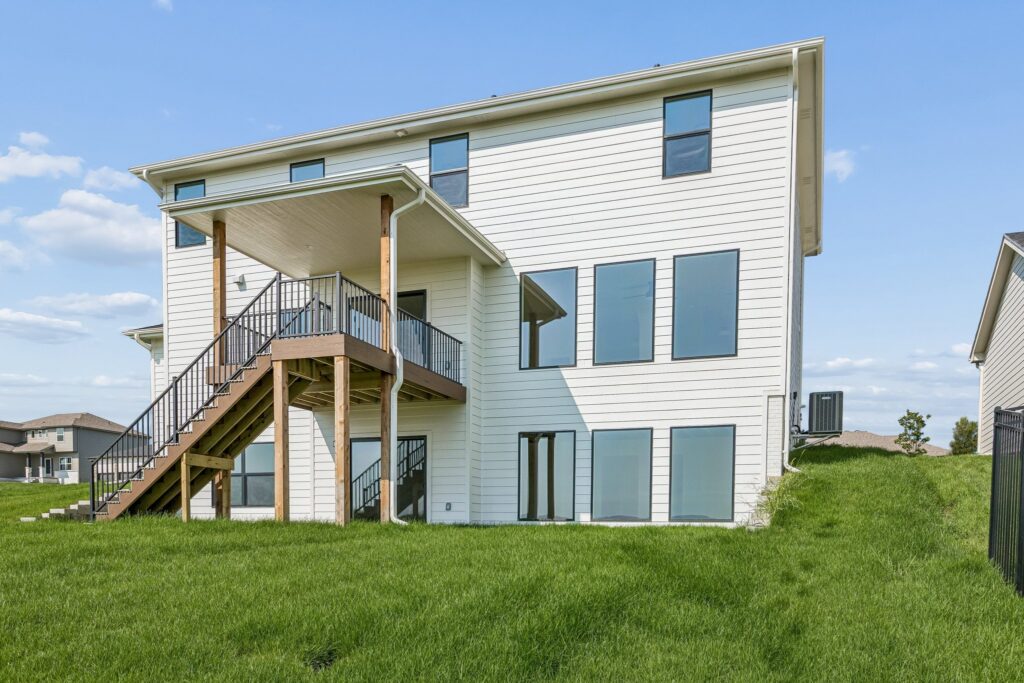 31-web-or-mls-11003 N 159th Ave_031