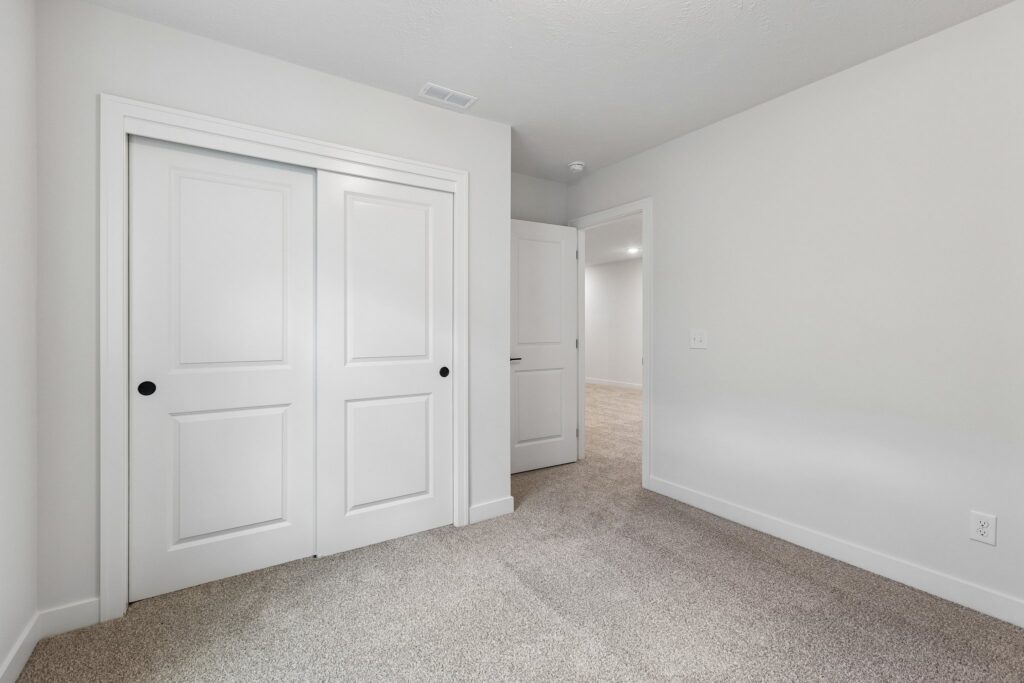 31-web-or-mls-16101 Isabella St_032