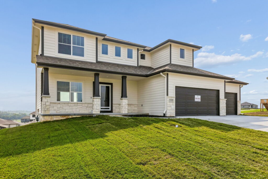 32-web-or-mls-9659 - 11103 N 161st Ave_002 (2)