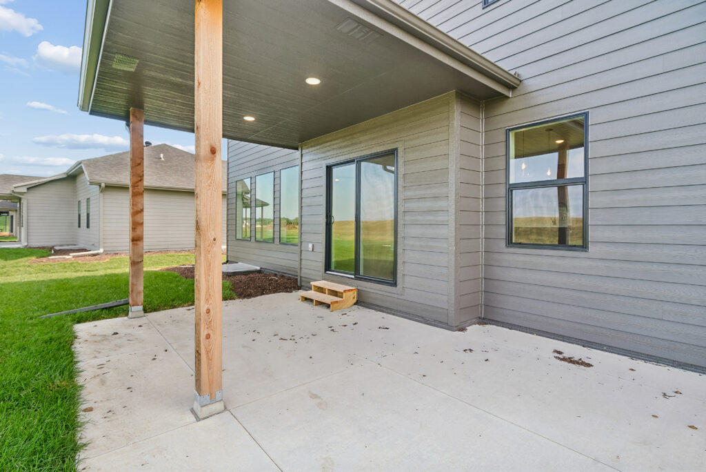 34-print-3806 Prairie Breeze Road_034