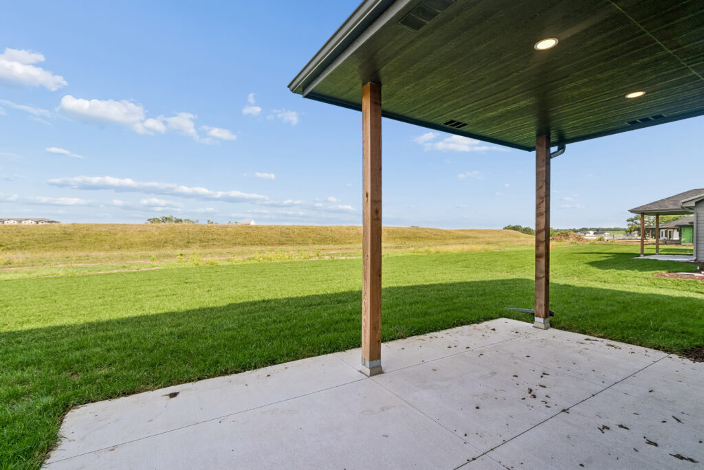 35-print-3806 Prairie Breeze Road_035