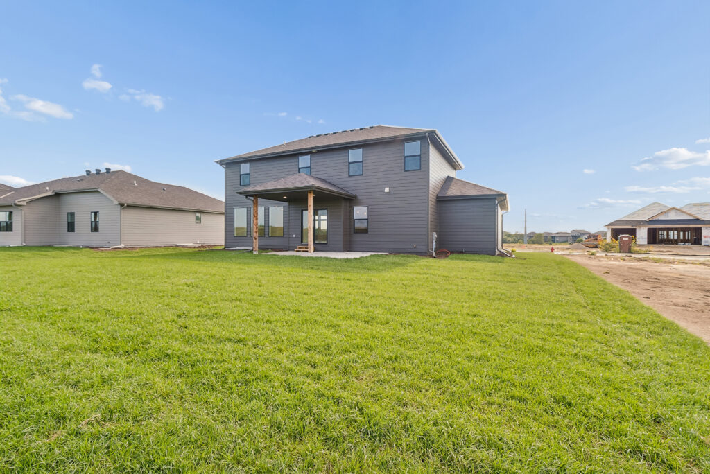 36-print-3806 Prairie Breeze Road_036
