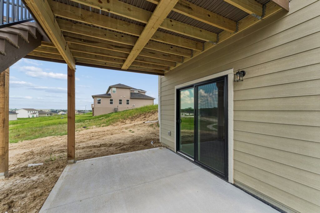 38-web-or-mls-9344 - 11008 N 172nd St_038