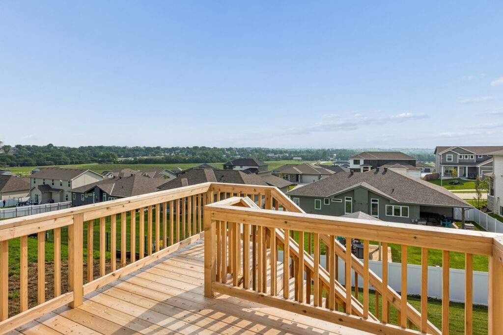 39-web-or-mls-9659 - 11103 N 161st Ave_009 (2)
