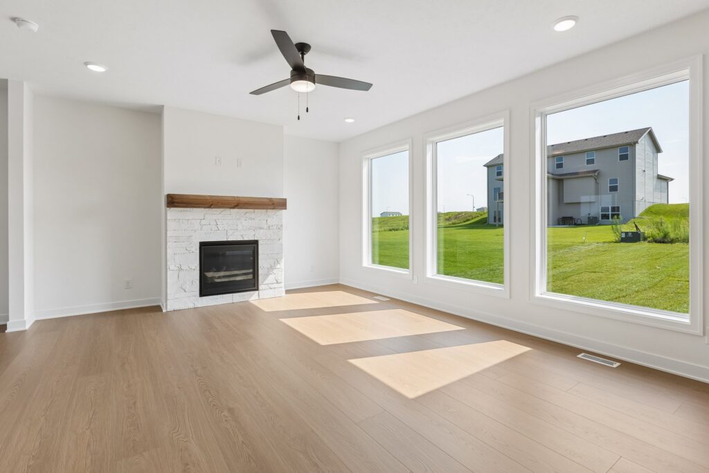 4-web-or-mls-9658 - 10959 N 173rd Ave_004