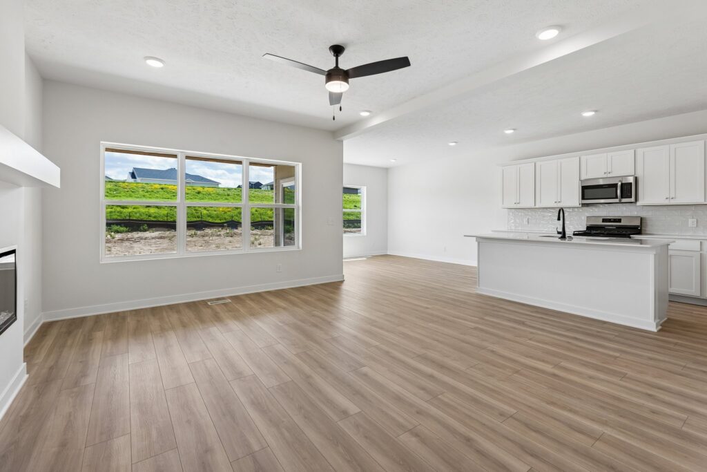 6-web-or-mls-16101 Isabella St_005