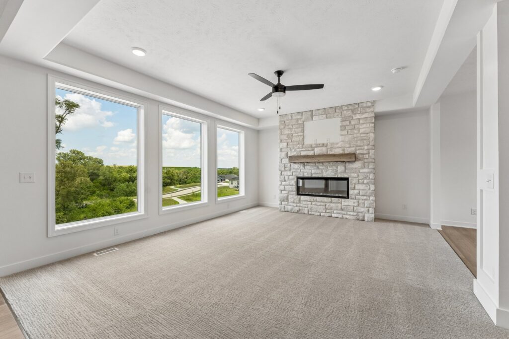 6-web-or-mls-9344 - 11008 N 172nd St_007