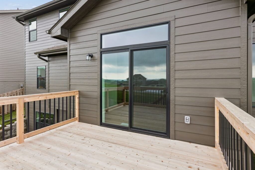 7-web-or-mls-9709 - 11101 N 161st St_007