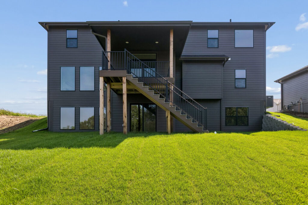 8-web-or-mls-11008 N 172nd St_008
