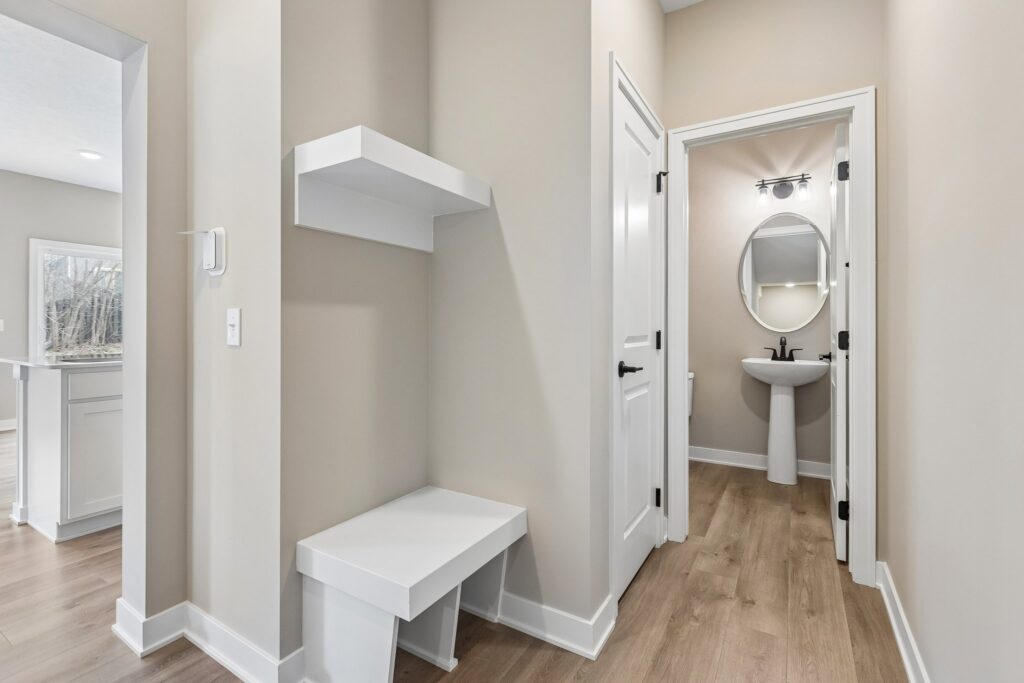 9-web-or-mls-8363 - 7713 N 116th Ave - 009