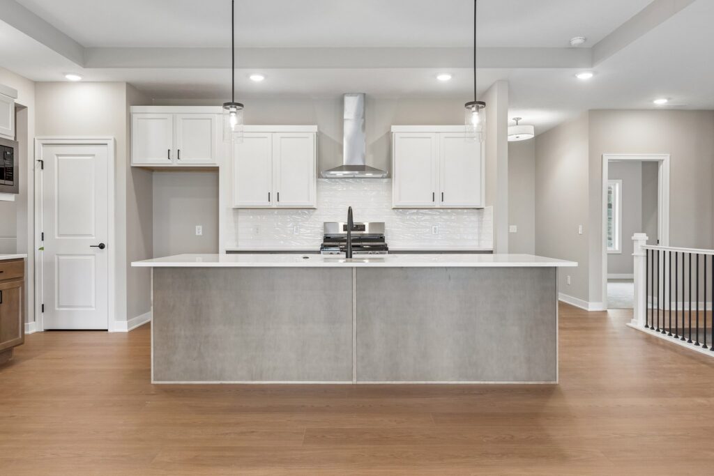 9-web-or-mls-9341 - 17118 Cora St_009