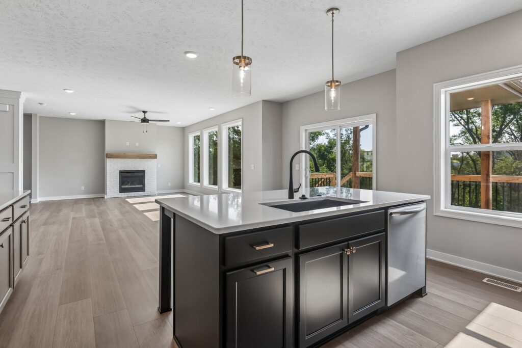 9-web-or-mls-9657 - 11209 N 173rd St_009