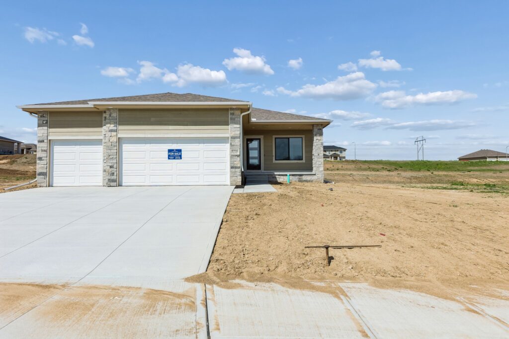 1-web-or-mls-8706 Reed St_001