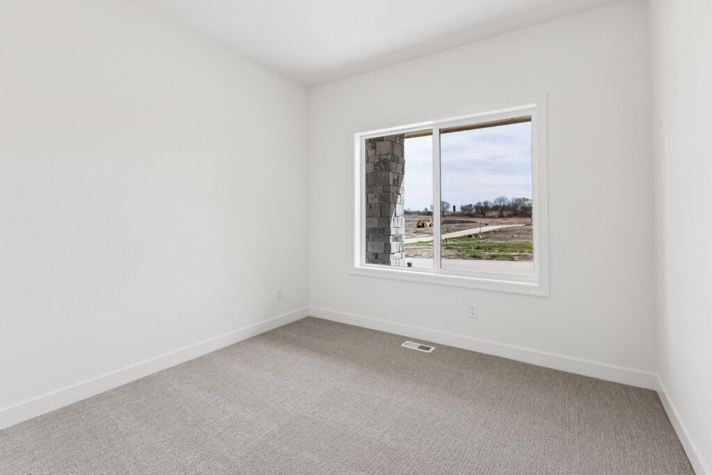 14-web-or-mls-8706 Reed St_014