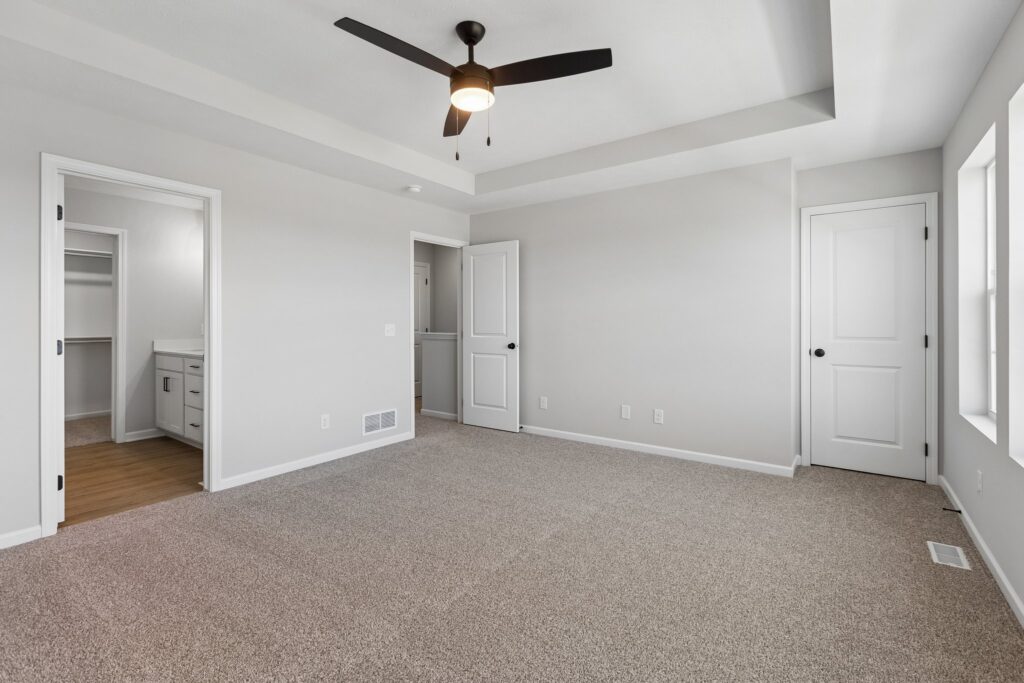 15-web-or-mls-4759 E 21st St_15