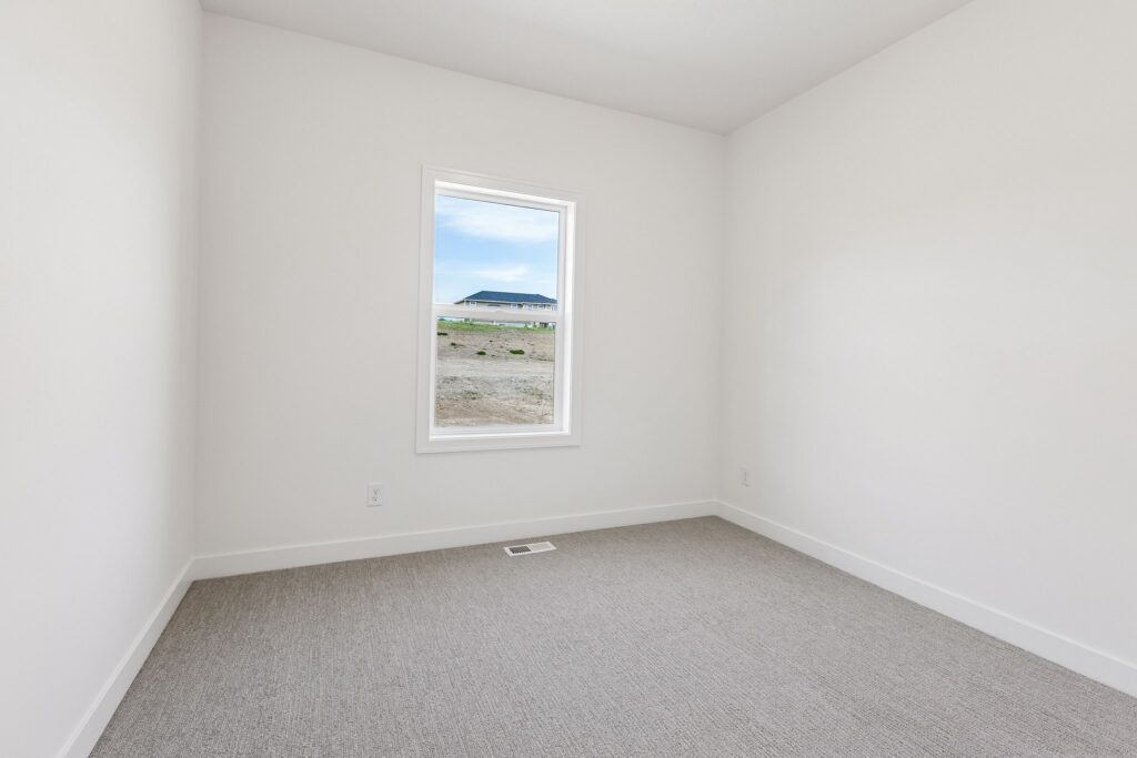 16-web-or-mls-8706 Reed St_016