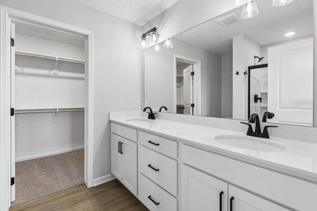 17-web-or-mls-4759 E 21st St_17