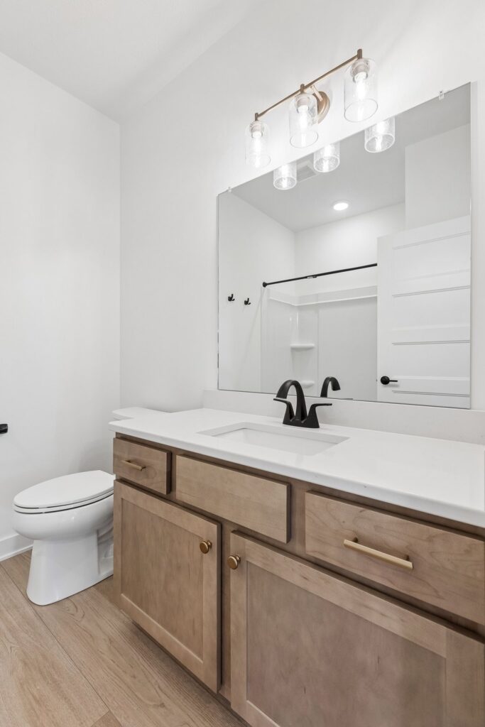 20-web-or-mls-8706 Reed St_020