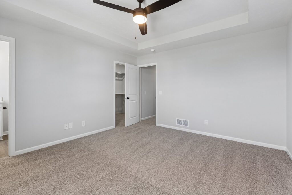 22-web-or-mls-4759 E 21st St_22