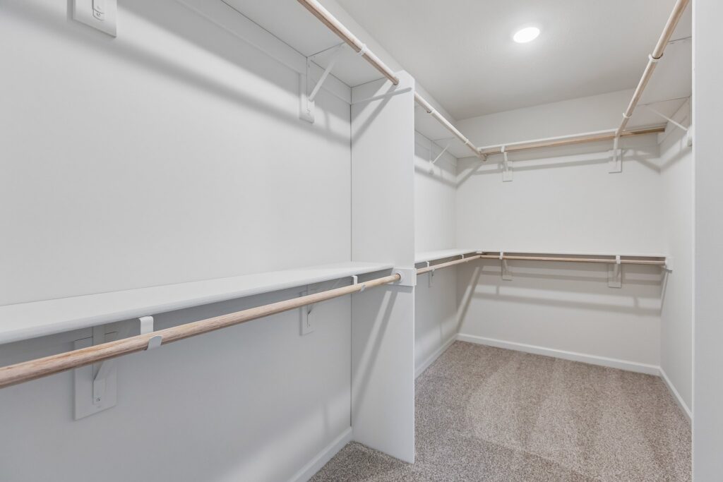 23-web-or-mls-4759 E 21st St_23
