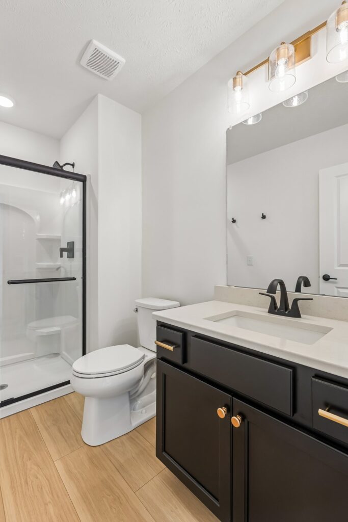 32-web-or-mls-8569 - 8815 Legacy St_032