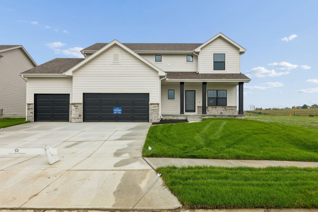 1-web-or-mls-12406 S 89th Ave_01 (2)