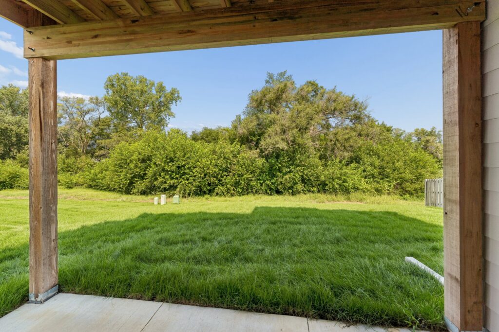 10-web-or-mls-11260 Portage Dr_010
