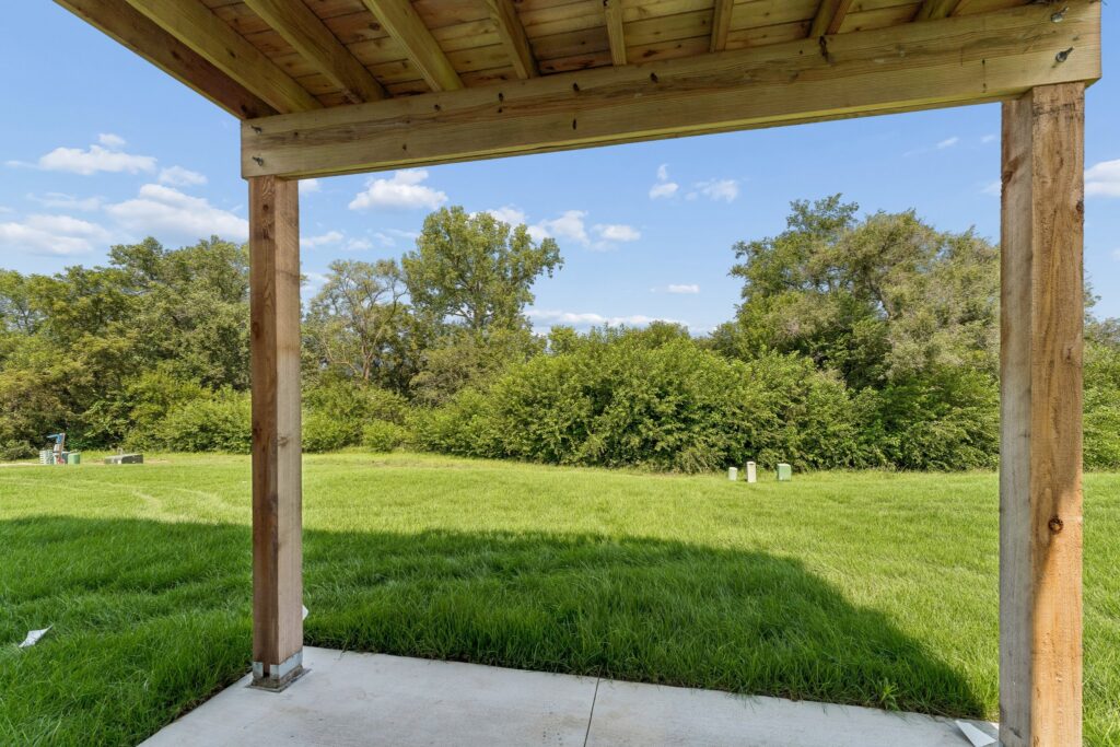 10-web-or-mls-11302 Portage Dr_010