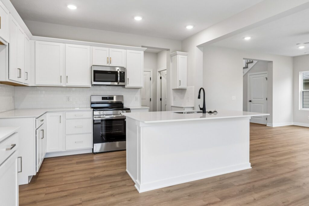 10-web-or-mls-11302 Portage Dr_010