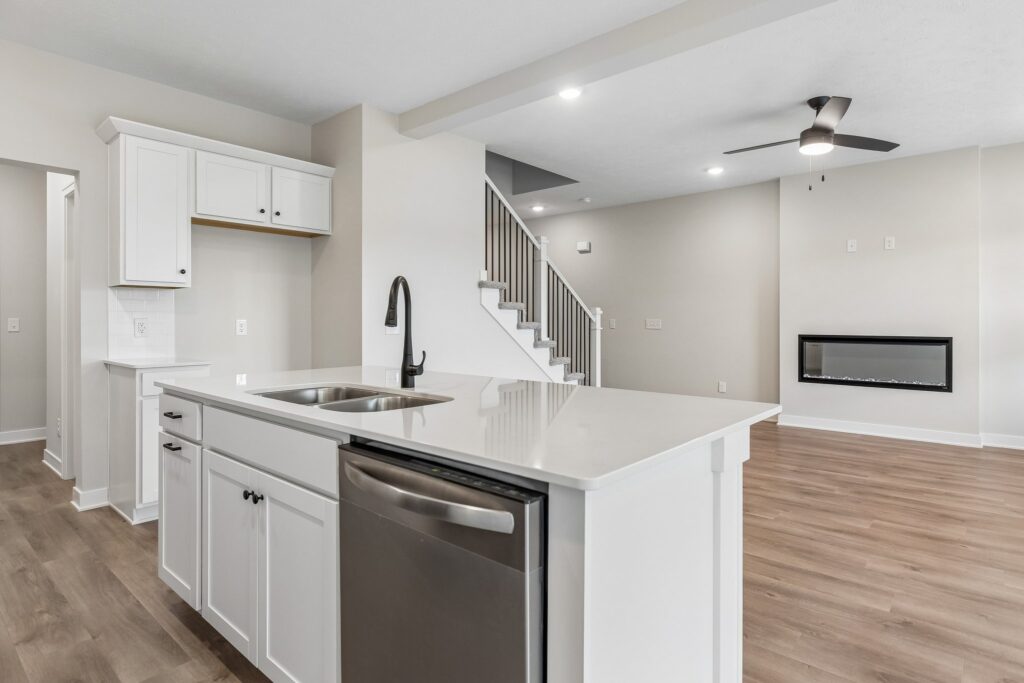 10-web-or-mls-9533 - 11260 Portage Dr_014