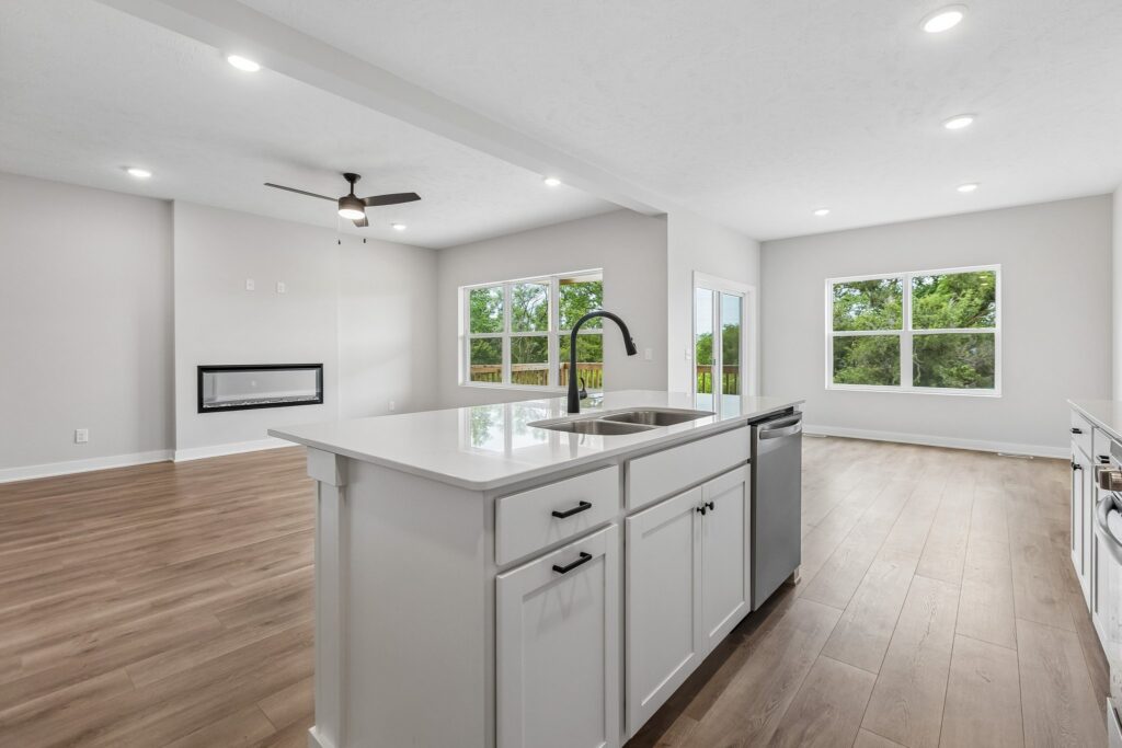11-web-or-mls-9533 - 11260 Portage Dr_015