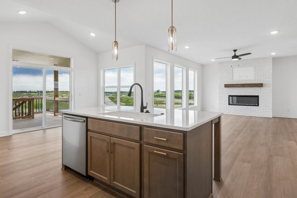 12-web-or-mls-9061 - 20909 Nebraska Ave_012