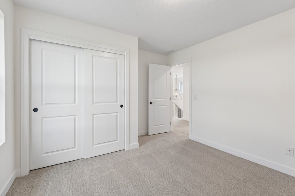 13-web-or-mls-9061 - 20909 Nebraska Ave_013