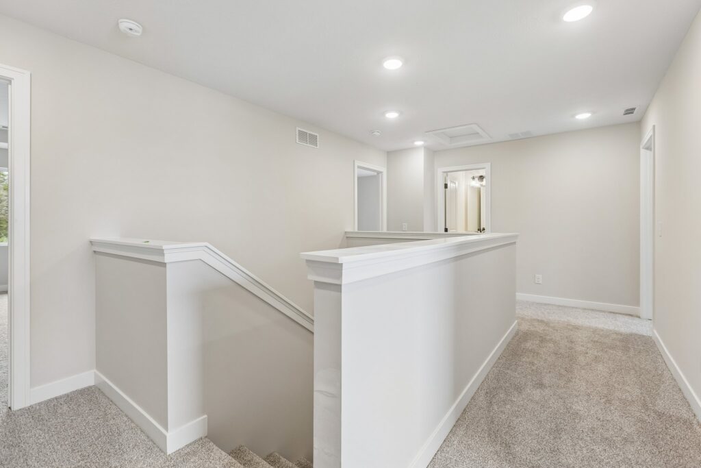 17-web-or-mls-9533 - 11260 Portage Dr_019