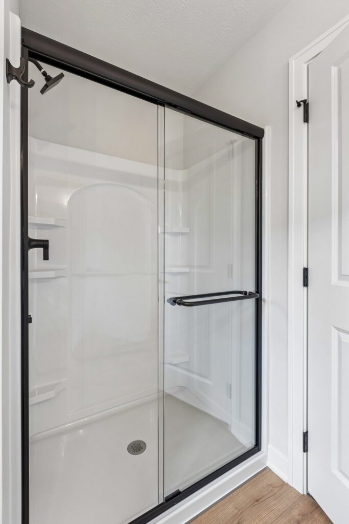 18-web-or-mls-11302 Portage Dr_018