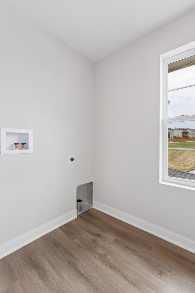 18-web-or-mls-9533 - 11260 Portage Dr_020