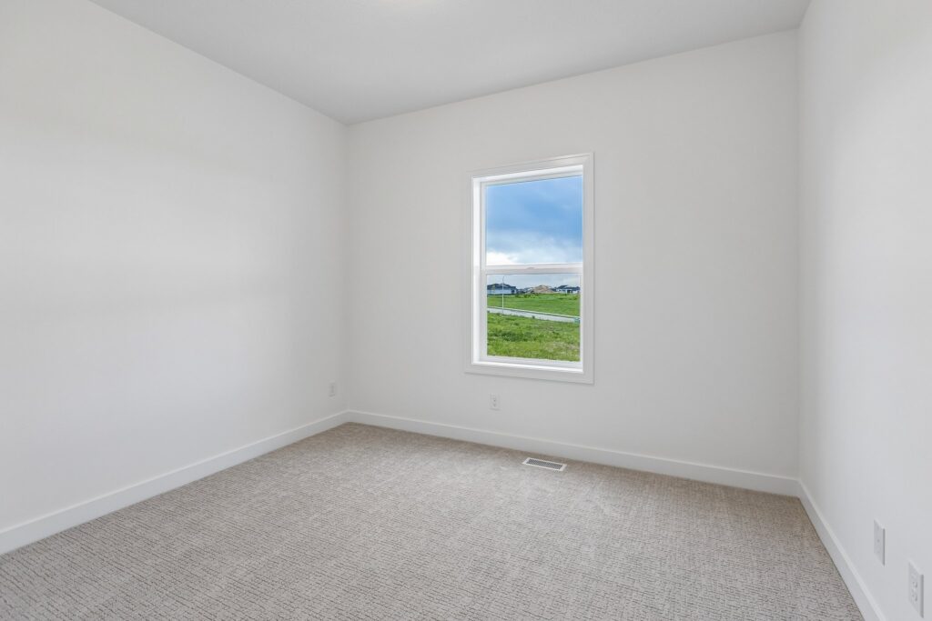 19-web-or-mls-9061 - 20909 Nebraska Ave_019