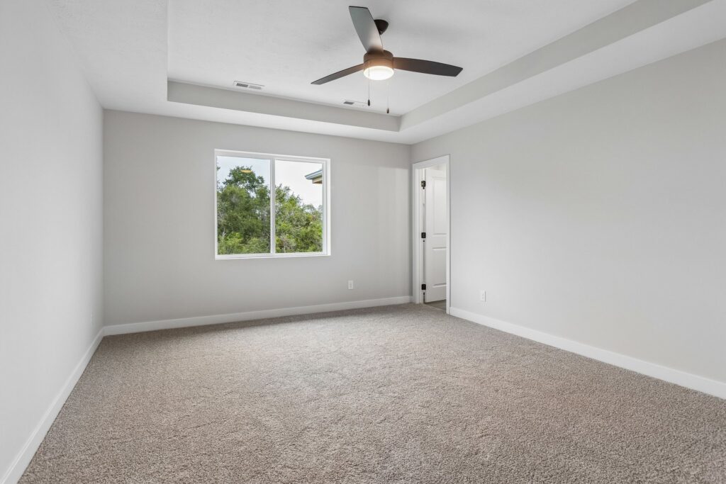 19-web-or-mls-9533 - 11260 Portage Dr_021