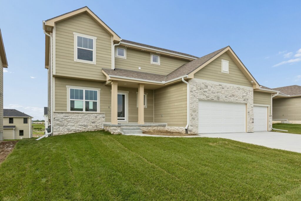 2-web-or-mls-21433 Y St_002