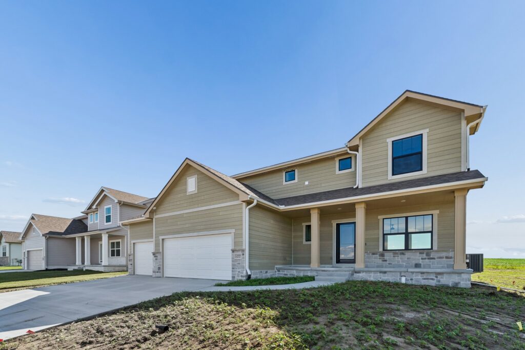2-web-or-mls-9156 - 12406 S 89th Ave_002