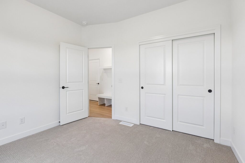 20-web-or-mls-9061 - 20909 Nebraska Ave_020