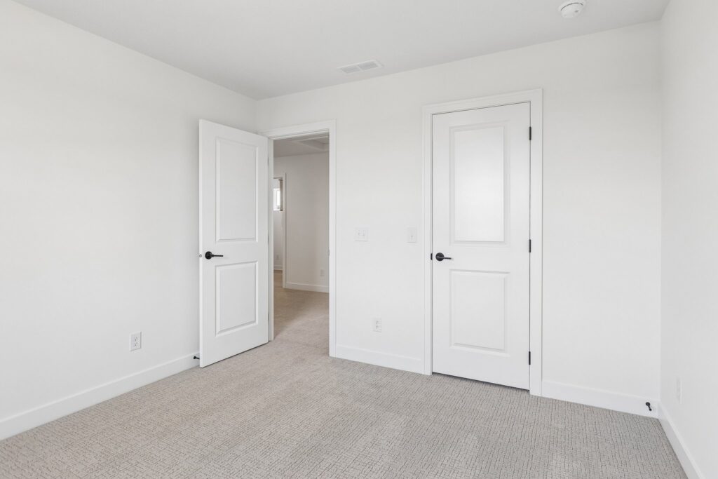 21-web-or-mls-21433 Y St_021
