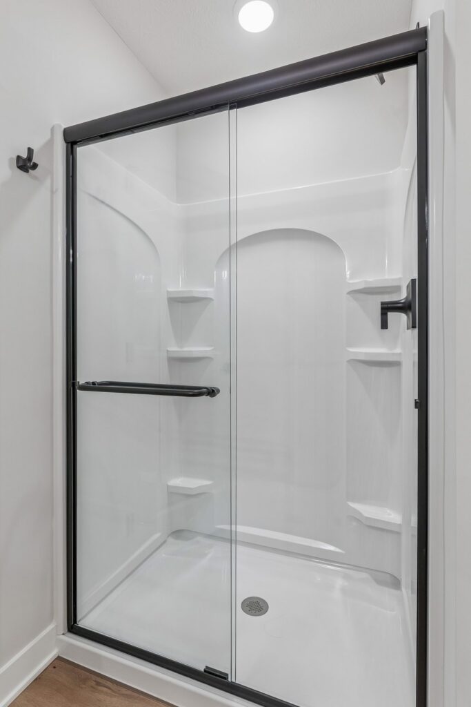 22-web-or-mls-9533 - 11260 Portage Dr_026