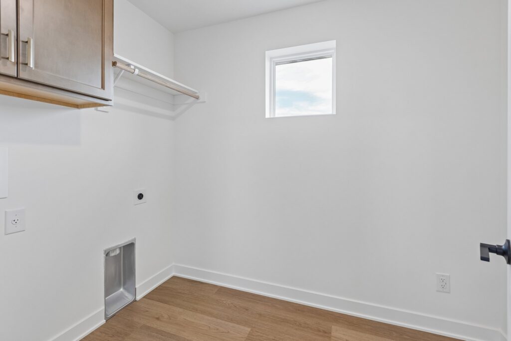 29-web-or-mls-9061 - 20909 Nebraska Ave_029