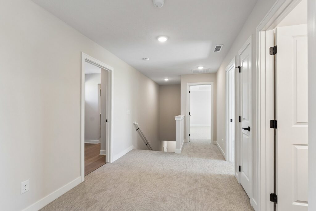 29-web-or-mls-9156 - 12406 S 89th Ave_029