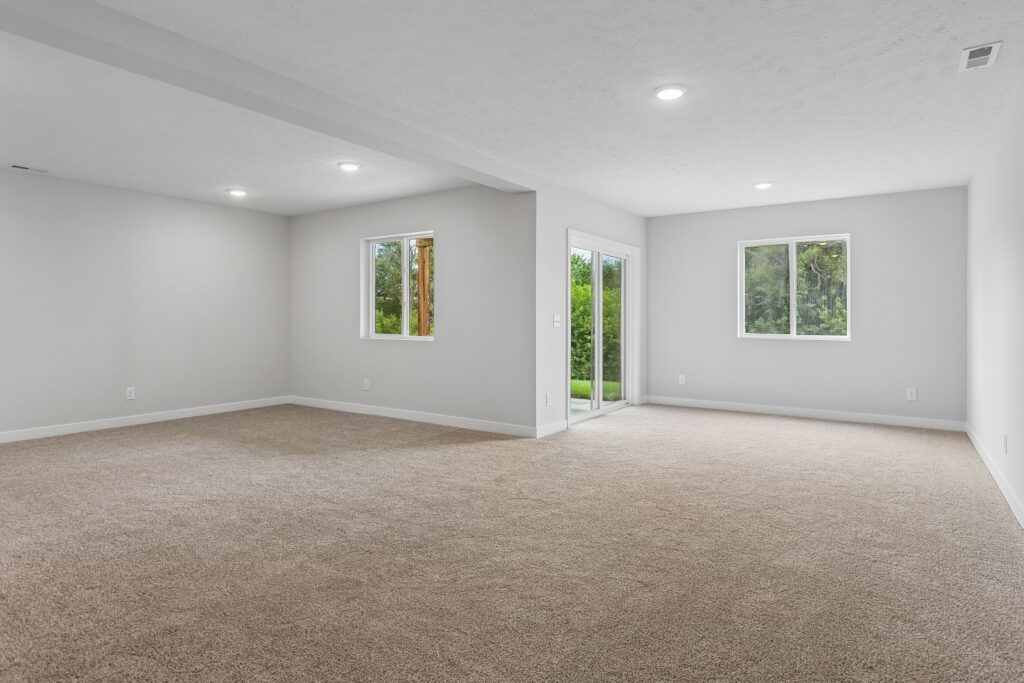 30-web-or-mls-9533 - 11260 Portage Dr_003