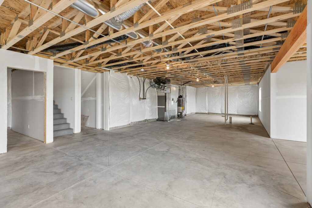 39-web-or-mls-6125 S 215th St_039